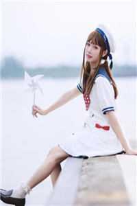 囤物资穿空间,去东北当小土豆畅读全文版